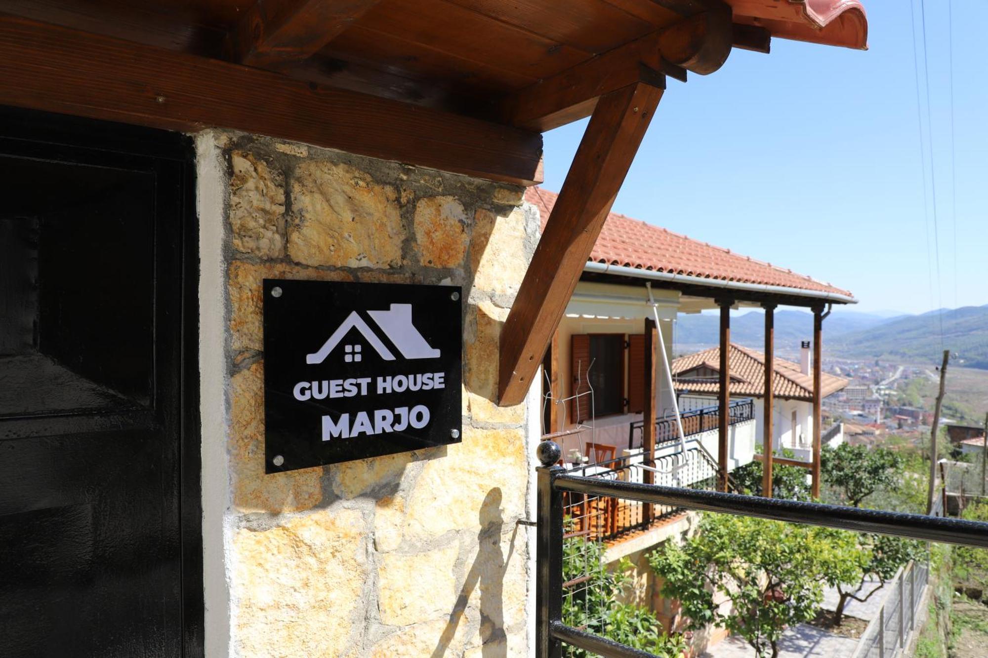 Guest House Marjo ベラト エクステリア 写真