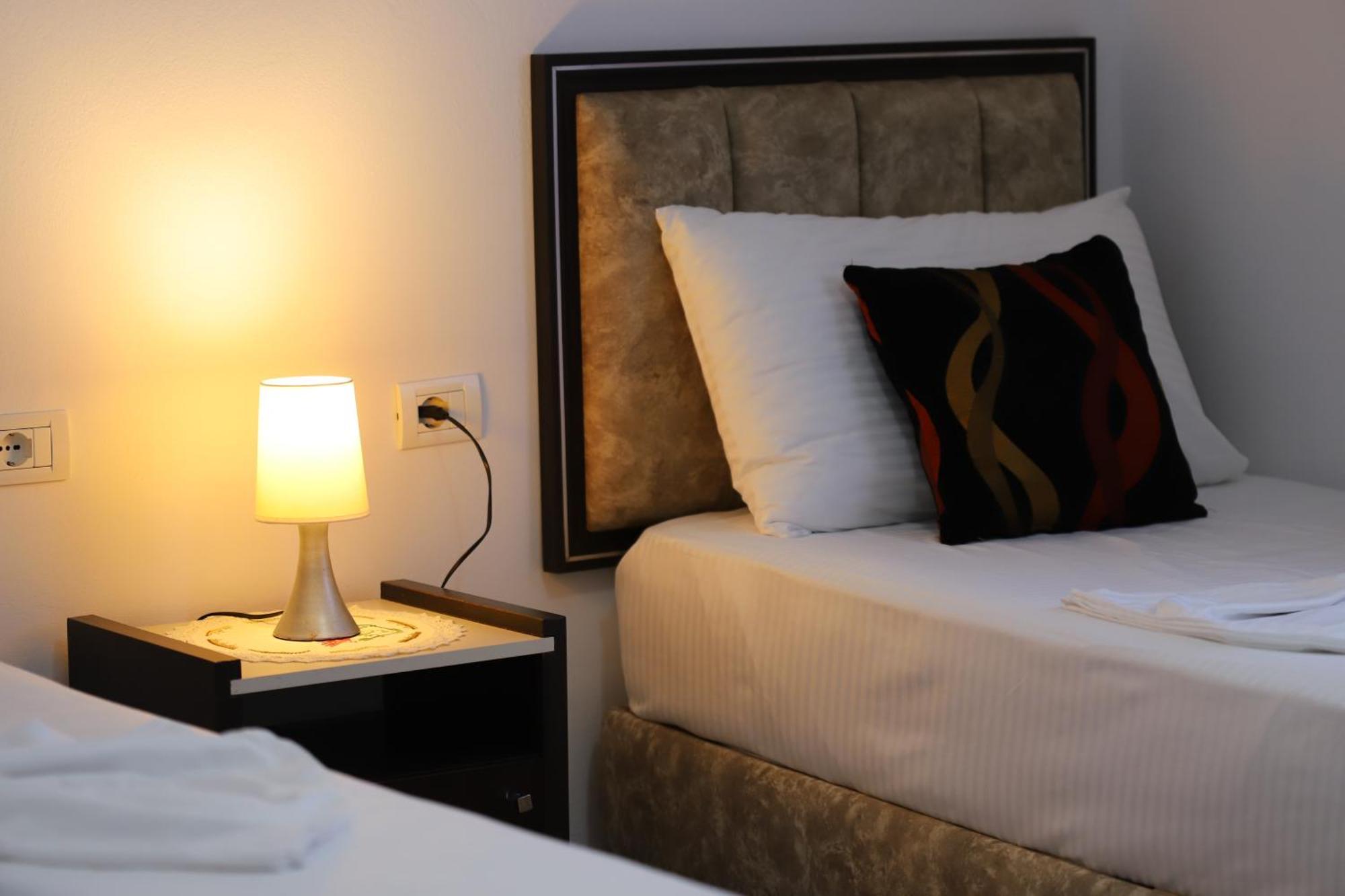 Guest House Marjo ベラト エクステリア 写真